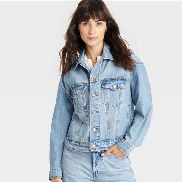 Universal Thread Women's Studded Denim Trucker Jacket Blue M - Picture 1 of 3